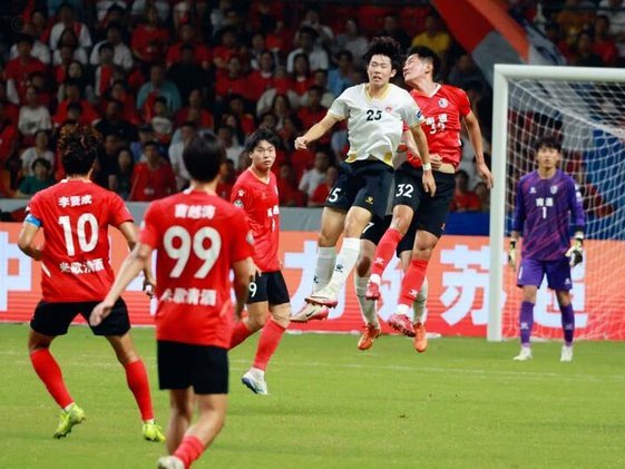 半场：南通0-0泰州，黄钰深错失良机、赵东旭精彩扑救