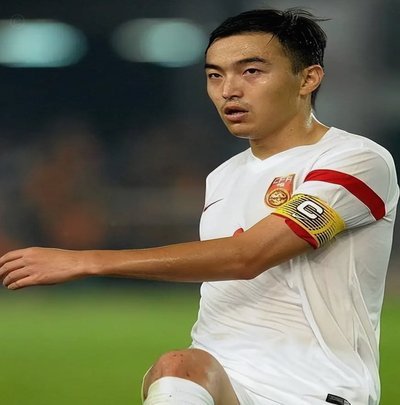 冯潇霆：亚冠决赛前和队友打LOL到凌晨3点，教练说差不多行了